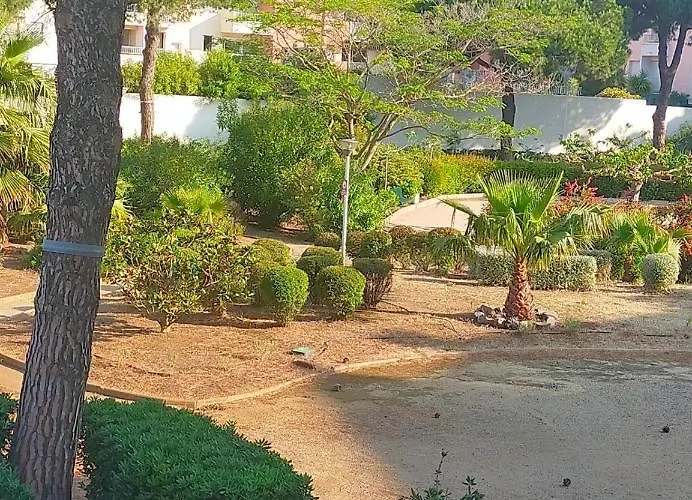 Appartement Pour 4 Personnes Proche Du Port Et Des Plages *