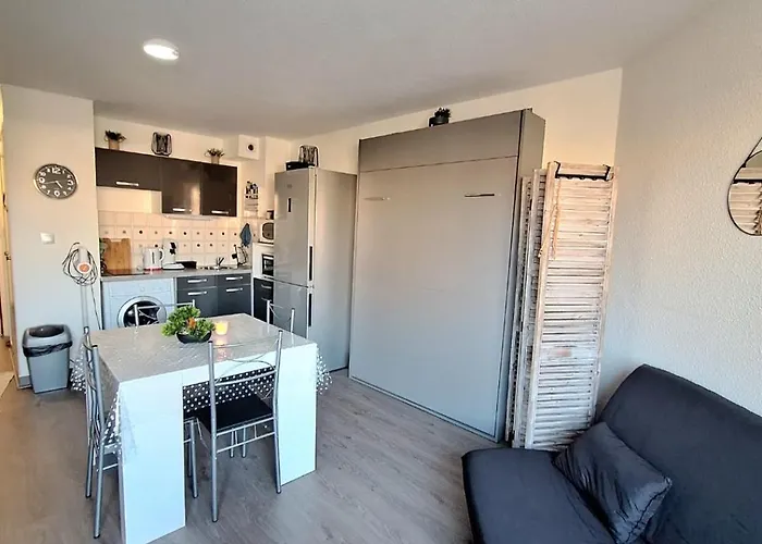 Appartement Pour 4 Personnes Proche Du Port Et Des Plages *